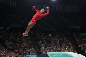 Otro oro para Simone Biles, ahora en salto