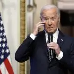 Biden califica de “antiestadounidenses” las mentiras de Trump sobre los huracanes