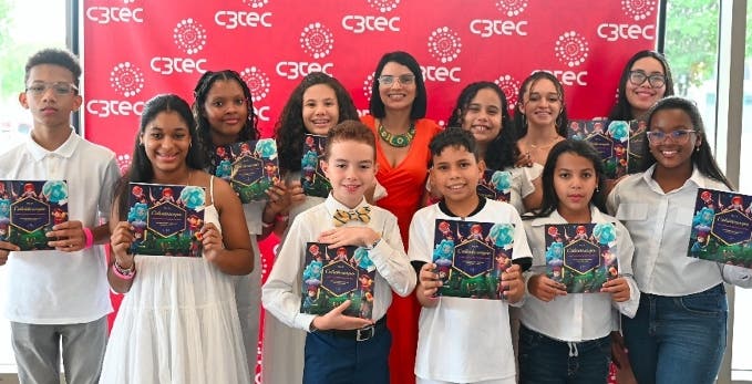 Niños de dos naciones presentan libro en Caguas