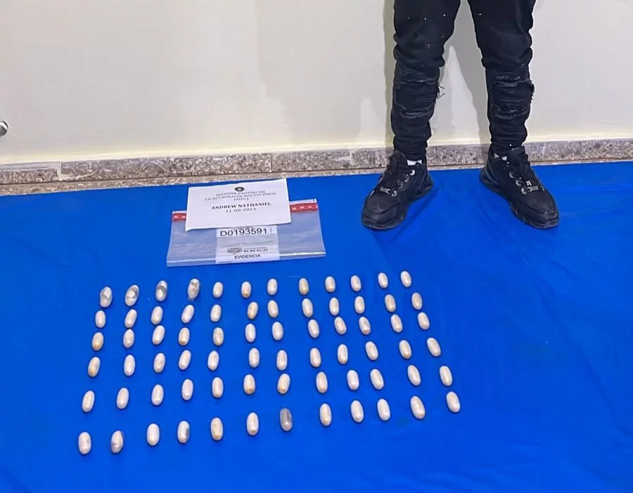 Detienen a nigeriano con 72 bolsitas de cocaína en el estómago; se dirigía a París