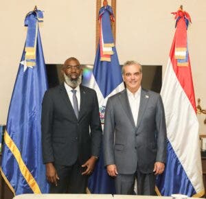 Presidente Abinader sostiene reunión bilateral con primer ministro de Curazao