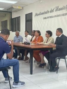 PLD dice renuncia de Kelvin Cruz y la vicealcaldesa de La Vega es una burla