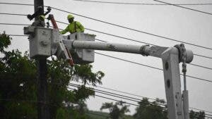 Restablecen el 96 % del servicio eléctrico en Puerto Rico tras apagones