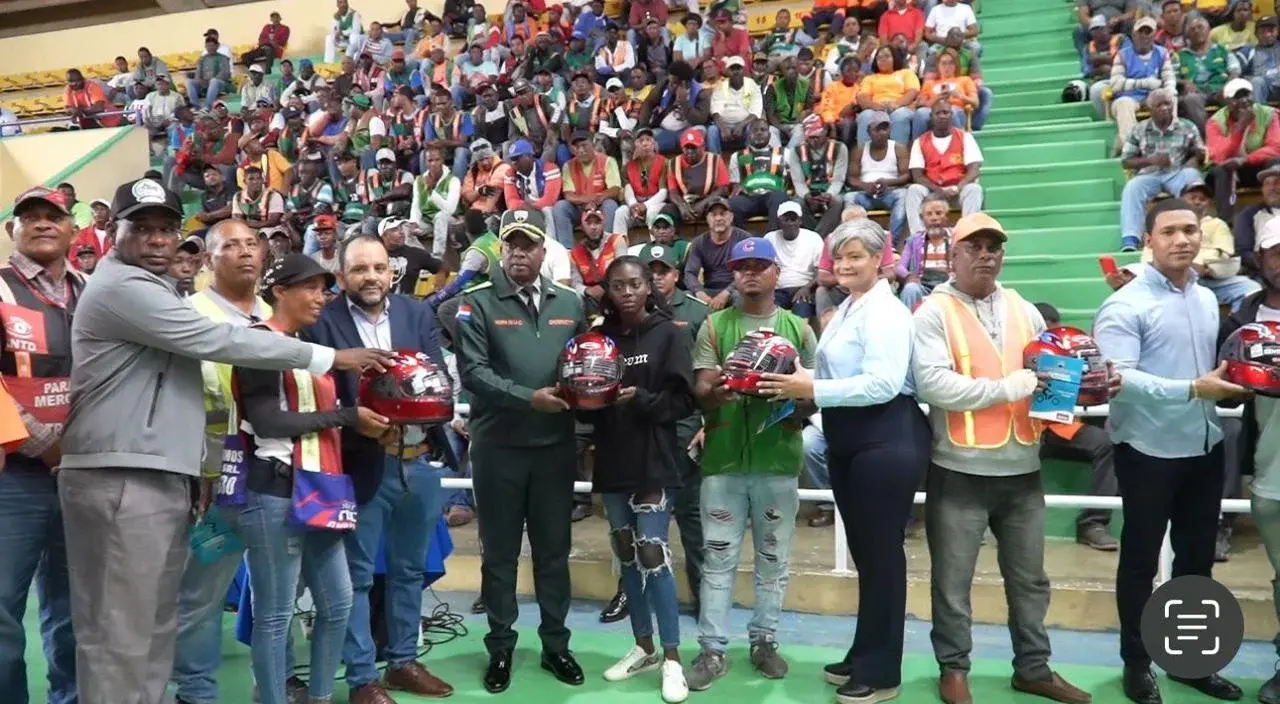 San Pedro de Macorís recibe la campaña “Un Casco Para Salvar Tu Vida” de parte de la DIGESETT