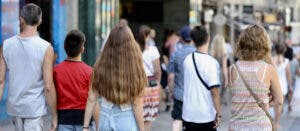 El 70 % de los jóvenes españoles que trabajan siguen viviendo con sus padres