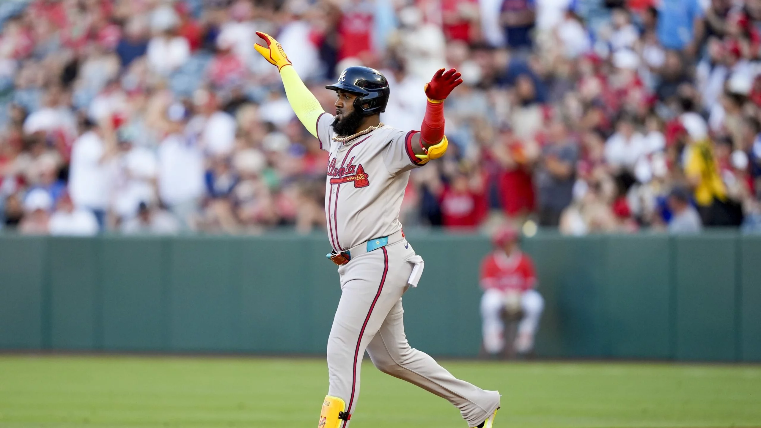 Ozuna, Laureano dan HR, Sale domina (10 K) y Bravos apabullan a Angelinos