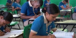 Más de 41 mil estudiantes van a segunda convocatoria de Pruebas Nacionales