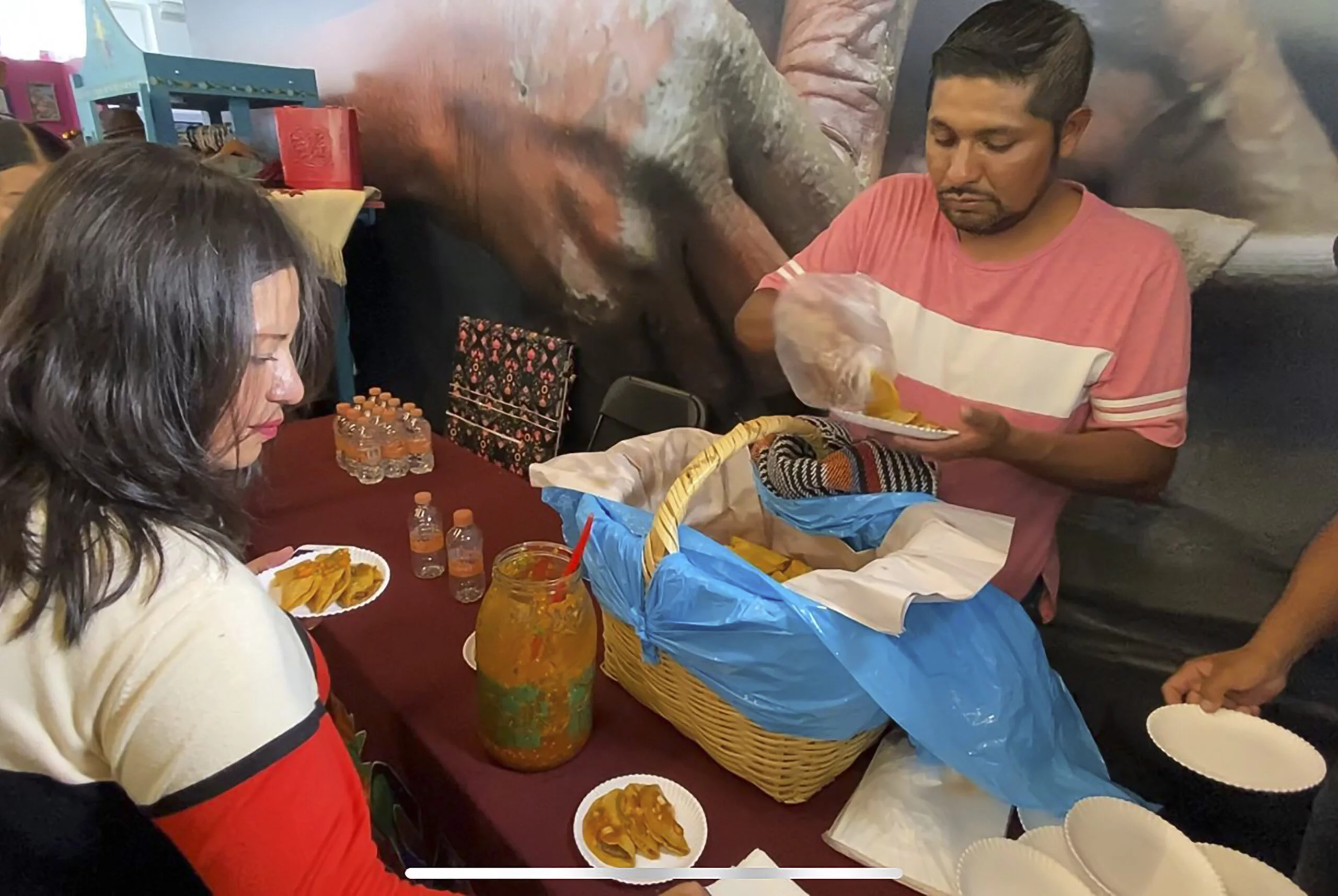 México alista nuevo Récord Guinness con más de 150 variedades de tacos de canasta