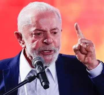 Lula llega a la mitad del mandato con Brasil pacificado pero con el reto de Trump y Milei