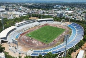 Avanzan trabajos remodelación  Estadio Olímpico Félix Sánchez