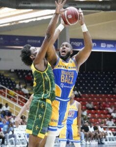 Mauricio eleva invicto 4-0 torneo basket DN