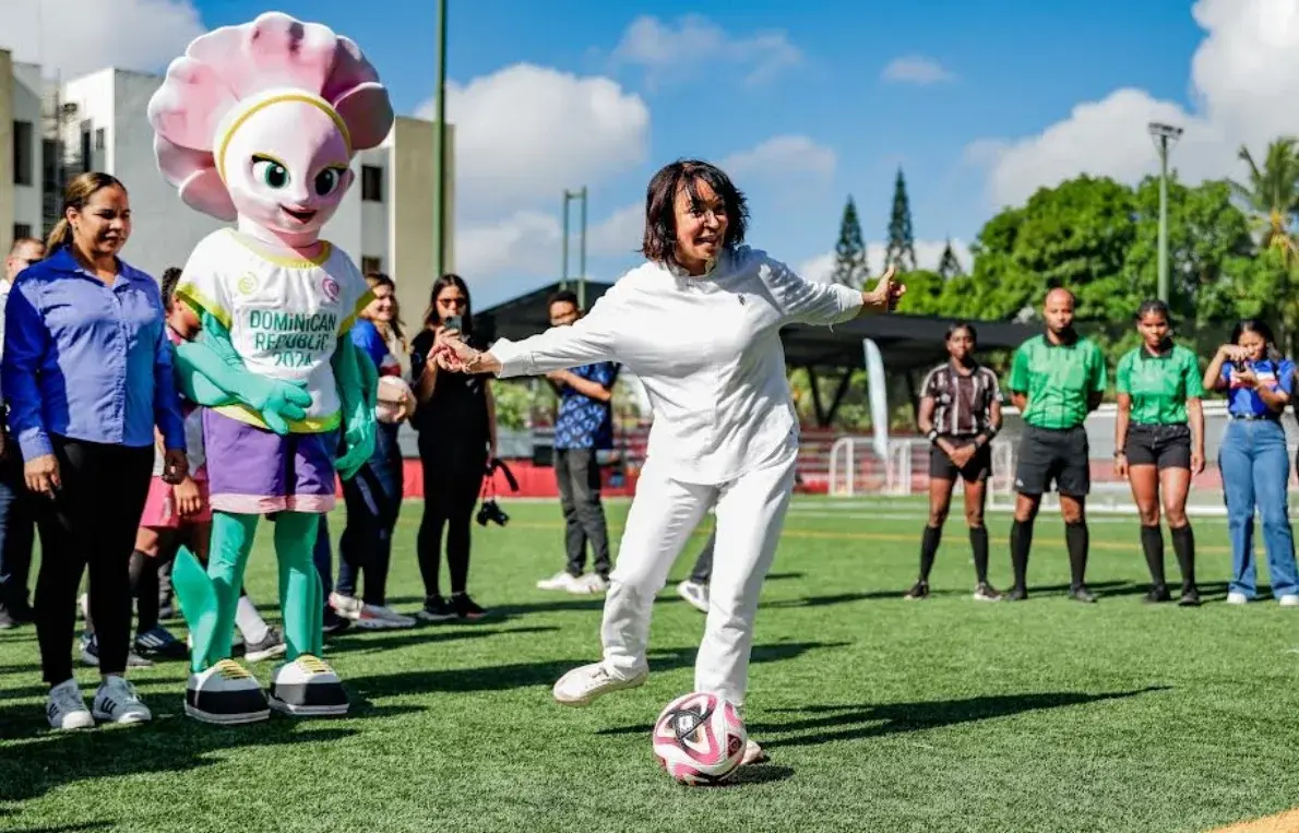 “Mundialito” sub-13 es abierto Santiago