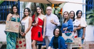 Sip and Paint Social realiza evento