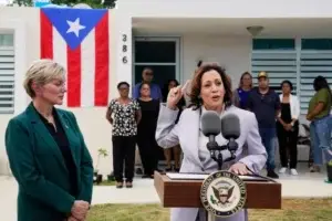 Harris promete ayudar a Puerto Rico a «salir adelante» a siete años del huracán María