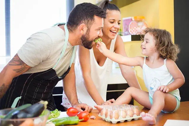 Niños bien nutridos, adultos sanos: la influencia de los hábitos tempranos