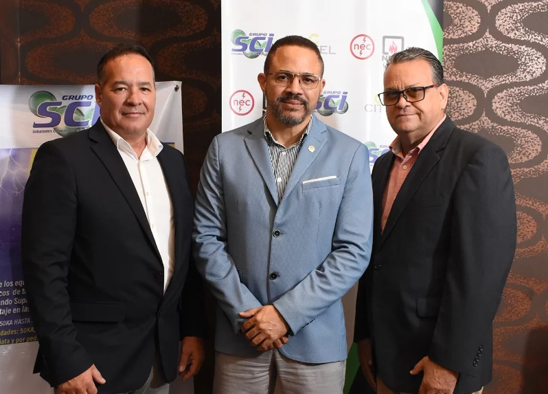 Graciani Pichardo, Mayobanex Castillo y César Martínez.