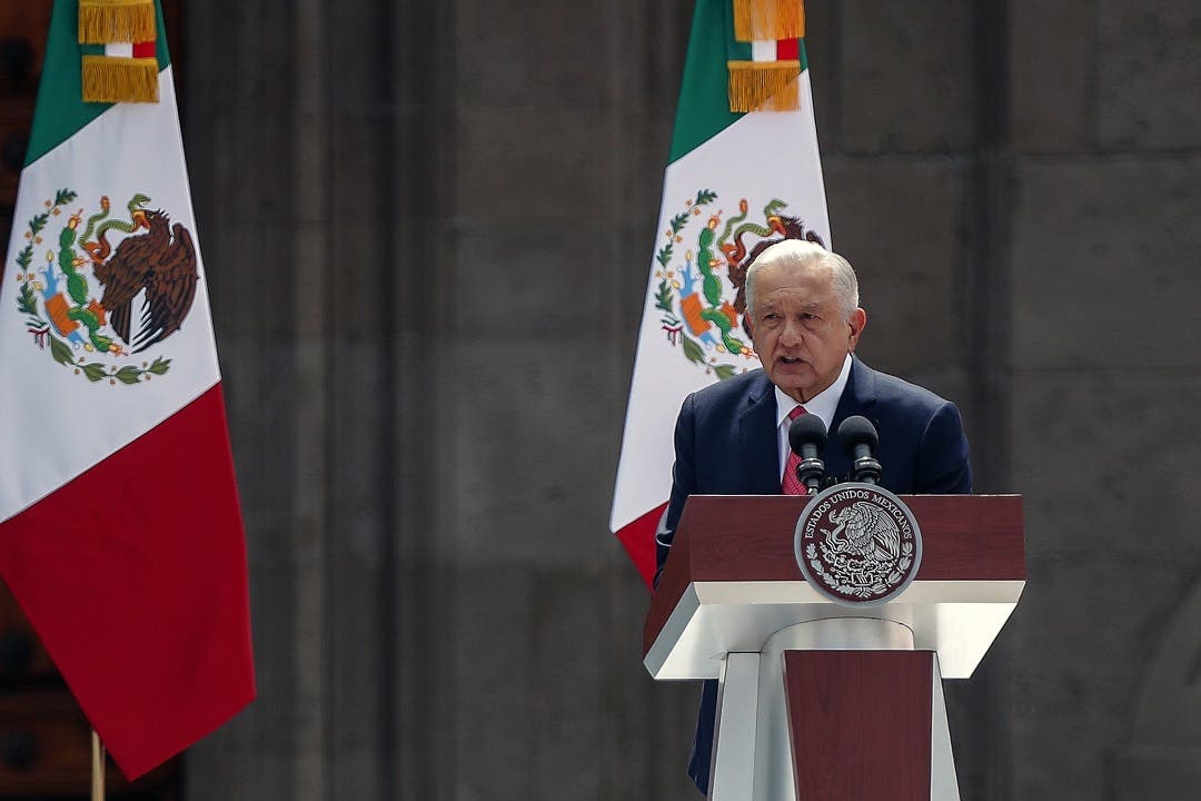 López Obrador afirma que México vive “una auténtica democracia” y “revirtió la decadencia»