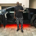 Shaquille O’Neal compró la “Bestia” de Tesla, la camioneta eléctrica más rápida del mundo que cuesta 100 mil dólares