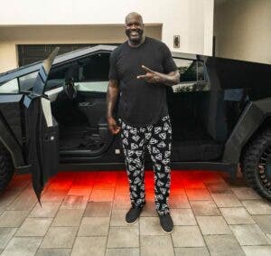 Shaquille O’Neal compró la “Bestia” de Tesla, la camioneta eléctrica más rápida del mundo que cuesta 100 mil dólares