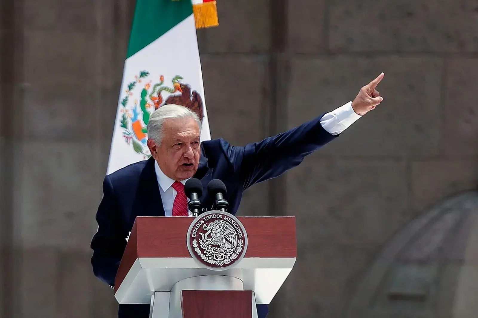 López Obrador insiste en pedir a EEUU un plan de migración sin «muros» ni «militarización»