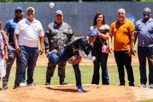 Granjeros de Moca ganan sus dos duelos y asumen liderato de liga de verano