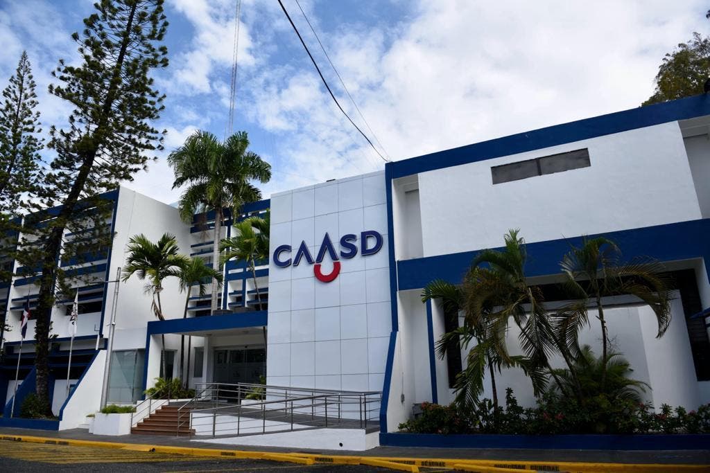 CAASD anuncia cierre de intersección Pedro Henríquez Ureña y Alma Máter este fin de semana por trabajos técnicos