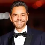 Eugenio Derbez vuelve a la comedia en español con la serie ‘Y llegaron de noche’