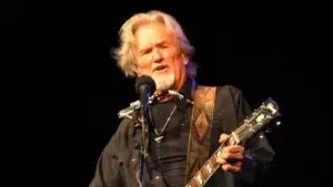 El mundo de la música y el cine homenajean al fallecido Kris Kristofferson en las redes