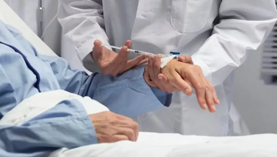 Estudio revela que modelo de atención integral reduce en 74% la mortalidad de personas que viven con VIH.