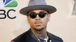 El oscuro historial de violencia de Chris Brown será expuesto en un documental