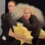 Lady Gaga se convierte en repartidora de palomitas de maíz en un cine donde se proyectaba Joker