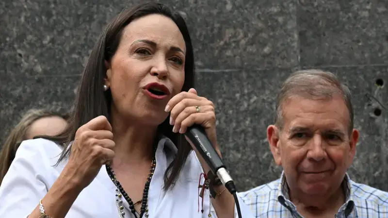 Cómo quedan la oposición y María Corina Machado en Venezuela tras el asilo político al candidato Edmundo González