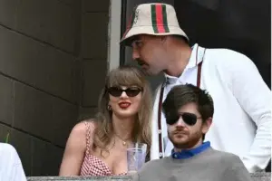 Taylor Swift y Travis Kelce aparecen en la final masculina del US Open y desatan la locura