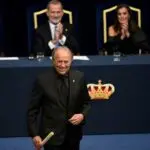 Serrat regresa a los escenarios en la gala de los Premios Princesa de Asturias