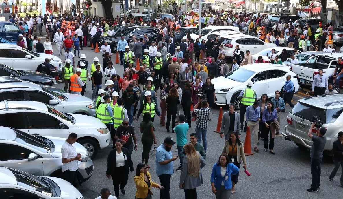 A horas de simulacro temblor crea pánico