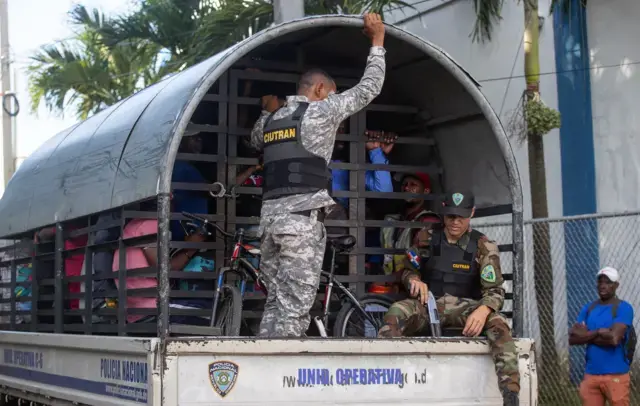 La deportación «a gran escala» de haitianos en República Dominicana y las críticas que despierta