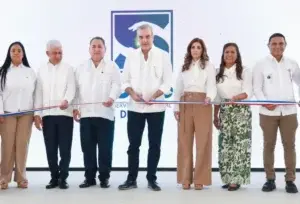 Gobierno entrega títulos y obras en Sánchez Ramírez