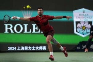 Djokovic despacha a Cobolli en  torneo tenis