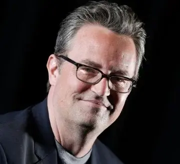 Venden la casa donde murió Matthew Perry