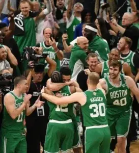 Celtics favoritos par repetir campeonato