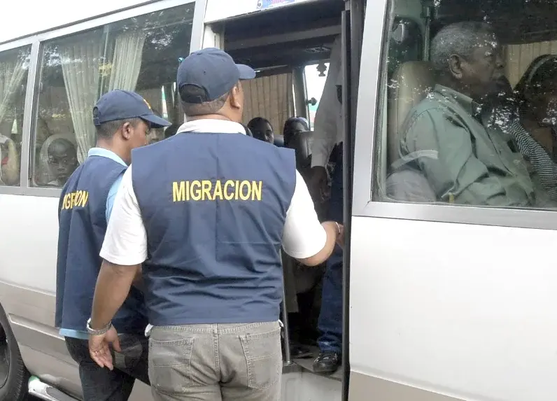 Repatriaciones masivas traerán presión externa