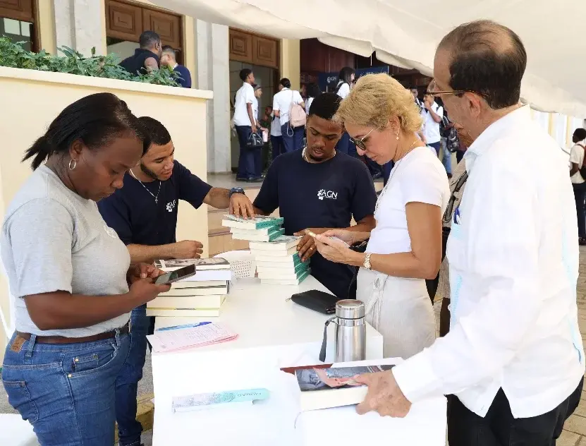 La Feria del Libro de Historia concita la atención