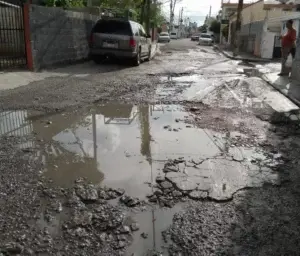 En Lotería Savica alertan cerrarán vía por deterioro