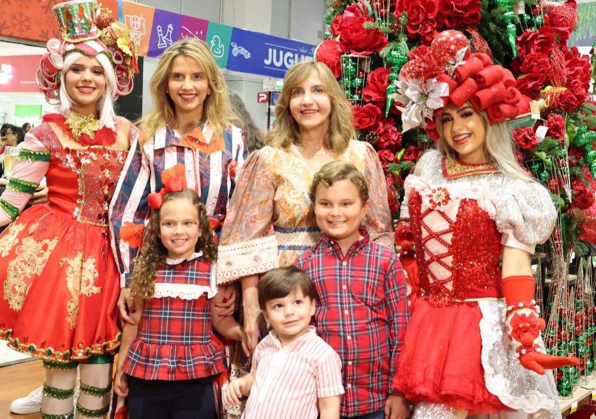 El espíritu navideño se hace presente en La Supertienda