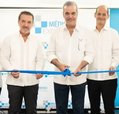 Abinader inaugura nuevo centro de salud en SDE