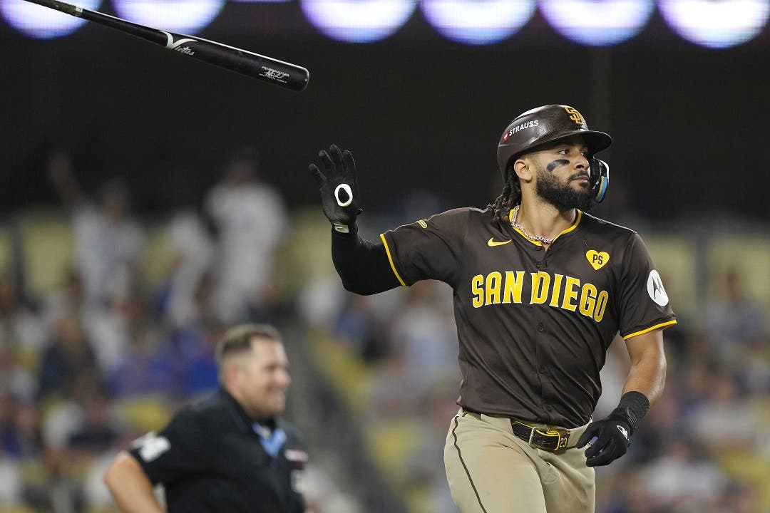 Fernando Tatis convierte el Dodger Stadium en su jardín para que San Diego iguale la serie