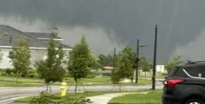 Por qué el huracán Milton generó tantos tornados poderosos y qué riesgos hay en fenómenos futuros