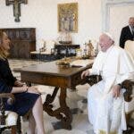 El papa Francisco recibe a la presidenta del Parlamento Europeo en el Vaticano