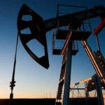 El petróleo de Texas cierra con una caída del 6,13 % en la peor sesión en más de dos años