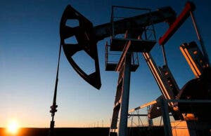 El petróleo de Texas cierra con una caída del 6,13 % en la peor sesión en más de dos años